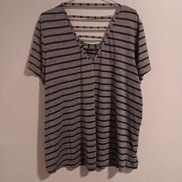 Champion Top Short Sleeve Open Back T-Shirt Workout Women's Size 3X Gray - Picture 6 of 7